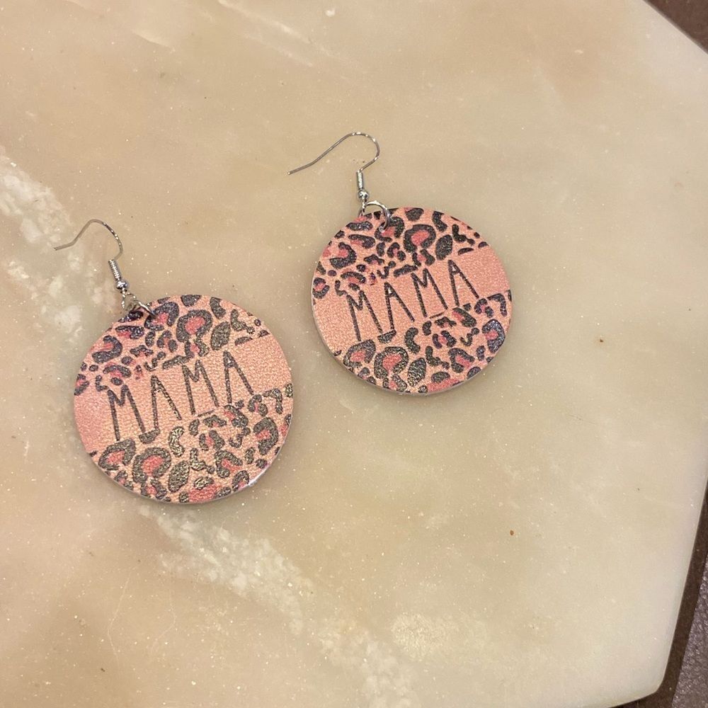 Round mama cheetah print earrings
